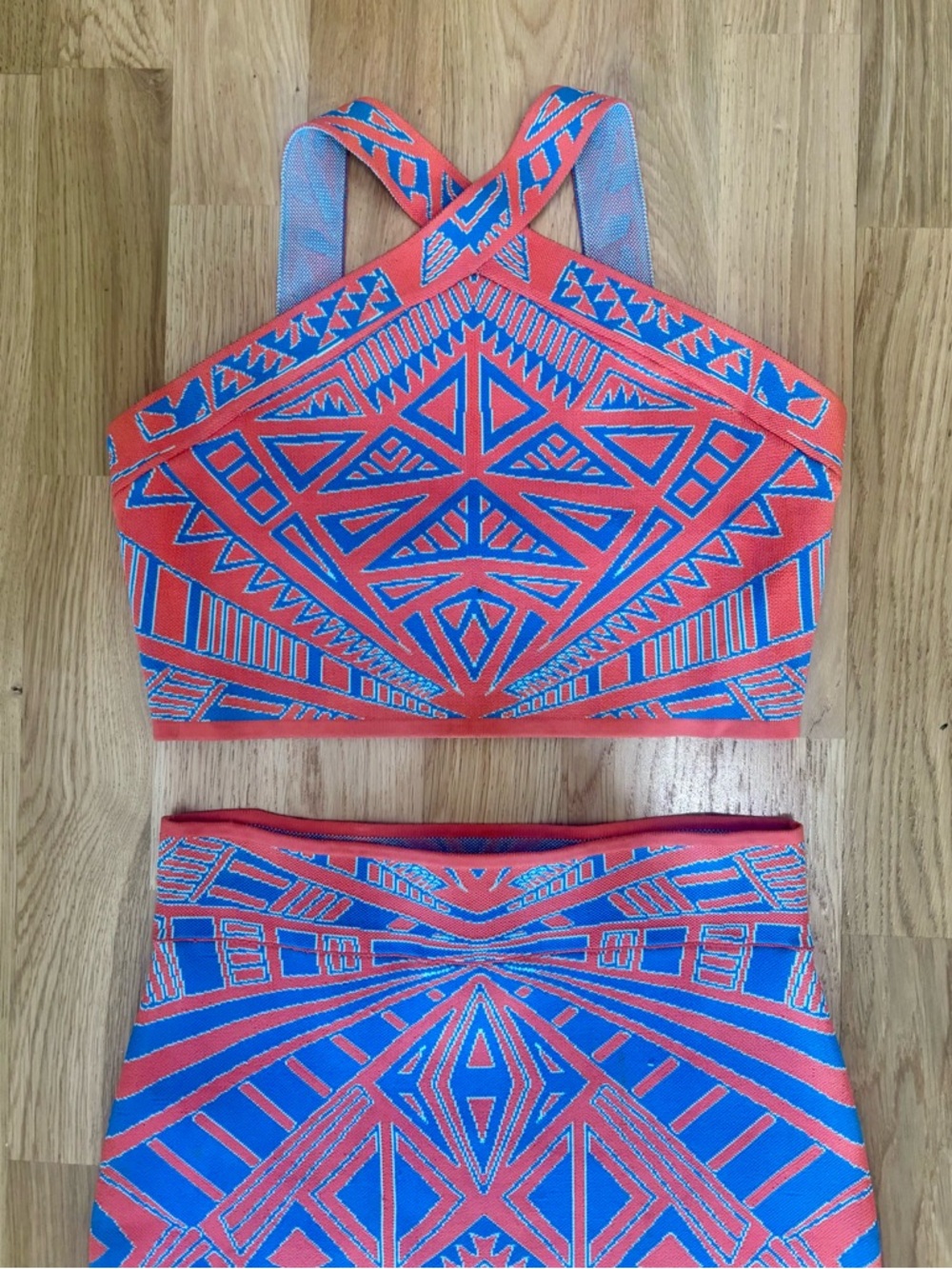 BCBGMaxAzria Coral and Blue Geometric Cropped Top & Mini Skirt Set